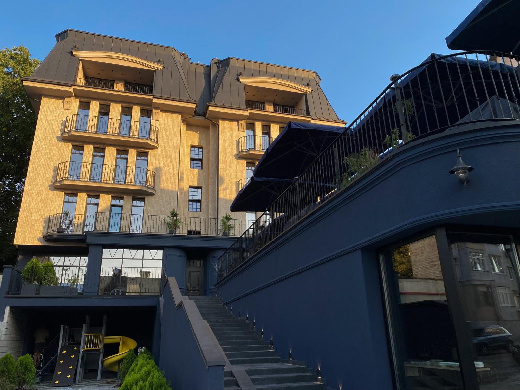 Ridge Apartments 切尔诺夫策 外观 照片