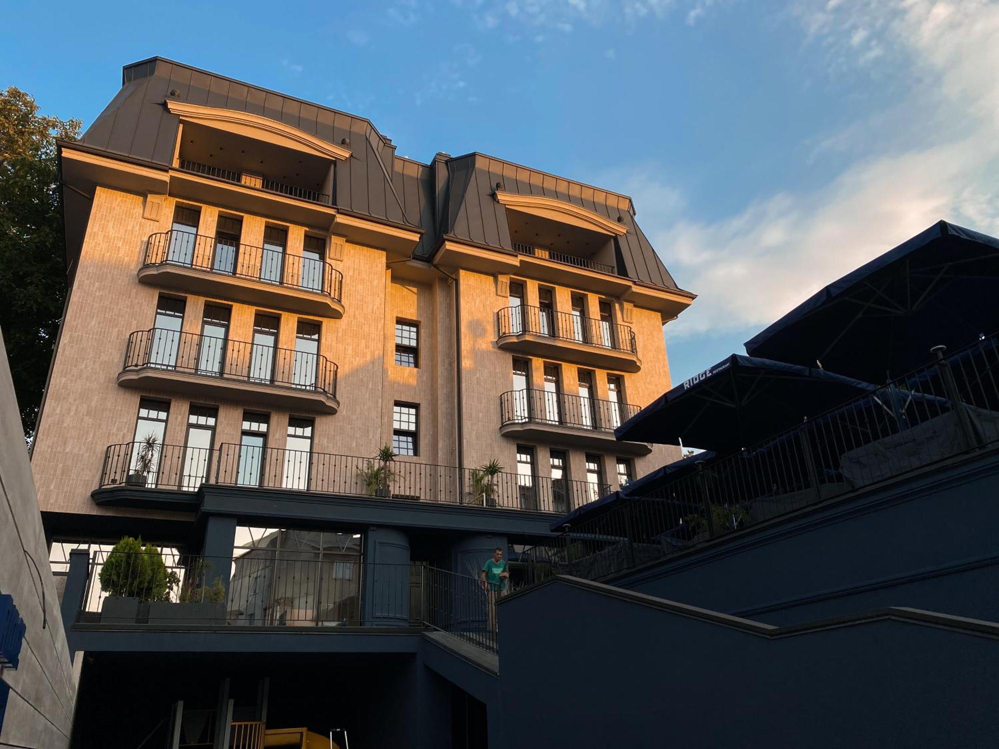 Ridge Apartments 切尔诺夫策 外观 照片